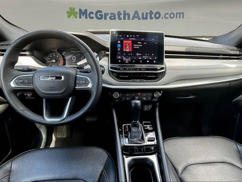 Used 2025 Jeep Compass Limited AWD/4WD image 8