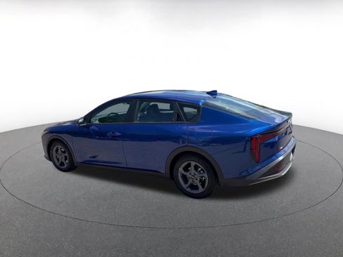 Used 2025 Kia K4 FWD image 9