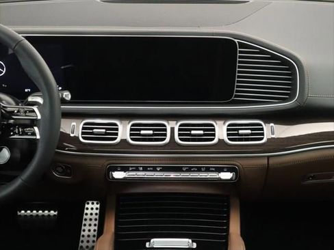 New 2026 Mercedes-Benz GLE 53 AMG 4MATIC Coupe image 15