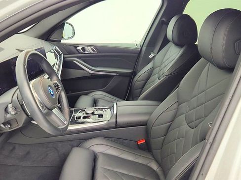 Used 2025 BMW X5 xDrive50e w/ M Sport Package image 20