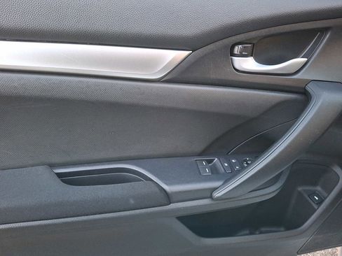 Used 2019 Honda Civic LX image 11