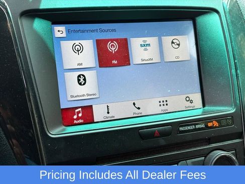Used 2017 Ford Explorer XLT w/ Equipment Group 201A AWD/4WD image 10