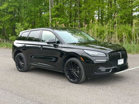 Used 2023 Lincoln Corsair AWD w/ Equipment Group 101A image 1