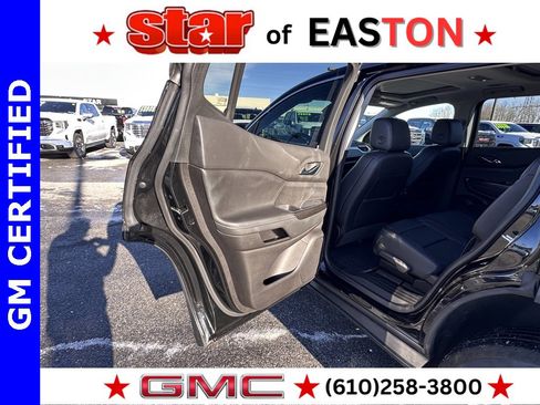 Certified 2022 GMC Acadia SLT w/ Technology Package image 19