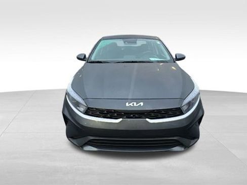 Used 2024 Kia Forte LXS image 7