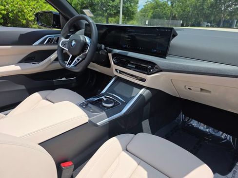 Used 2025 BMW 430i xDrive Convertible w/ M Sport Package AWD/4WD image 9