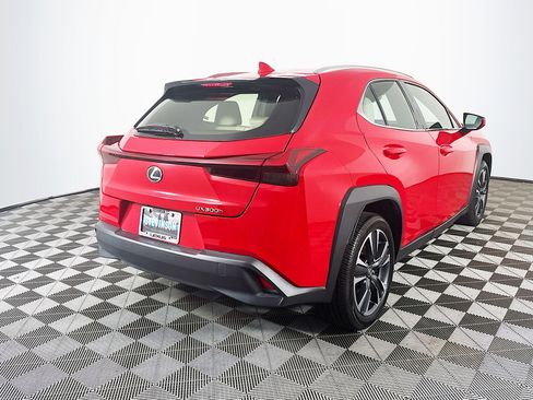 Used 2025 Lexus UX 300h FWD image 7