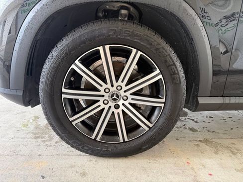 Used 2025 Mercedes-Benz GLE 350 4MATIC image 14