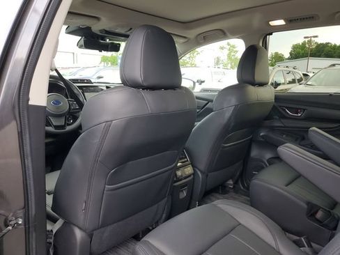 Certified 2025 Subaru Ascent Bronze Edition w/ Onyx Package AWD/4WD image 13