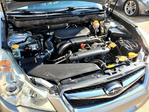 Used 2012 Subaru Legacy 2.5i Premium AWD/4WD image 52