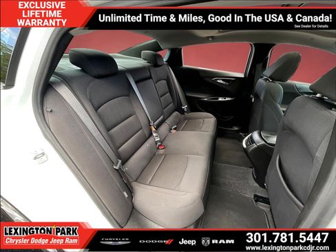 Used 2024 Chevrolet Malibu LT FWD image 24