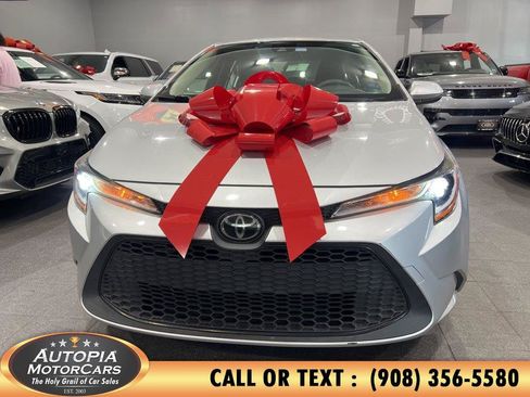 Used 2020 Toyota Corolla LE FWD image 28