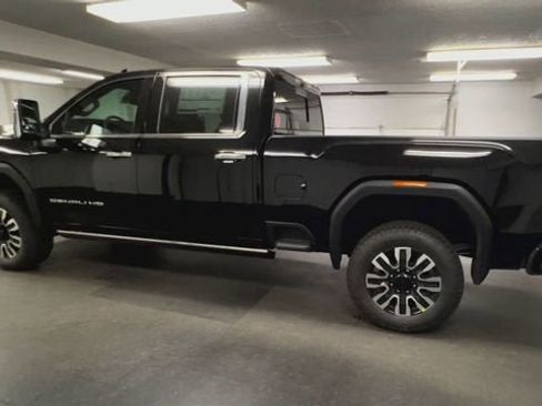 New 2026 GMC Sierra 2500 Denali Ultimate image 6