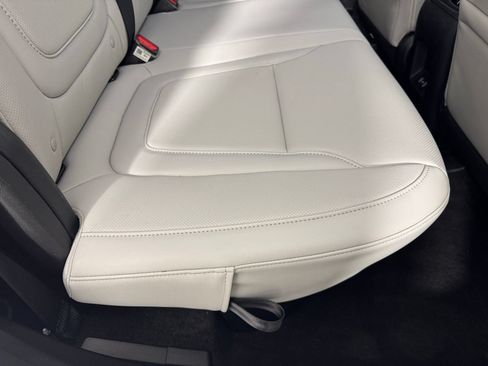 Used 2025 Hyundai Santa Cruz SEL FWD image 31