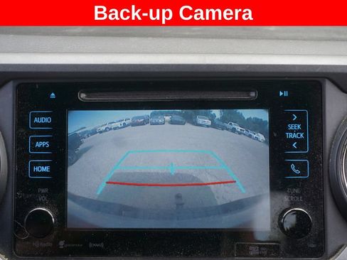 Used 2019 Toyota Tacoma TRD Sport AWD/4WD image 5