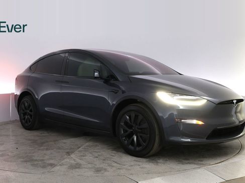 Used 2023 Tesla Model X AWD/4WD image 13