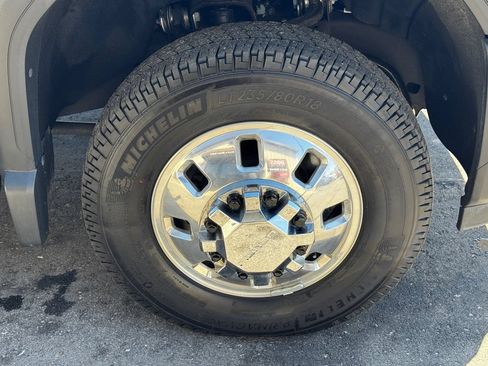 Used 2025 GMC Sierra 3500 Denali AWD/4WD image 47