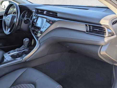Used 2019 Toyota Camry SE image 20