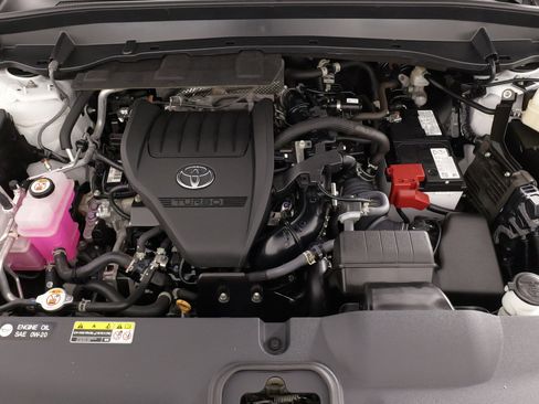 Used 2024 Toyota Grand Highlander XLE image 56