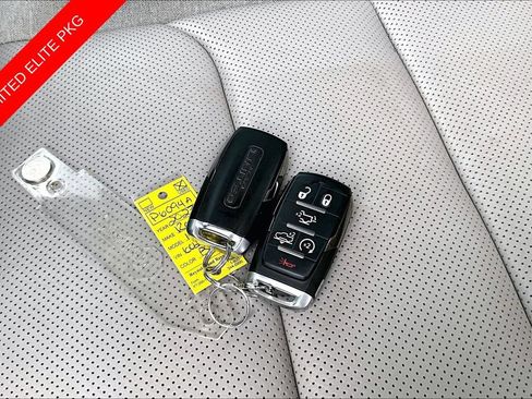 Used 2023 RAM 1500 Limited AWD/4WD image 10