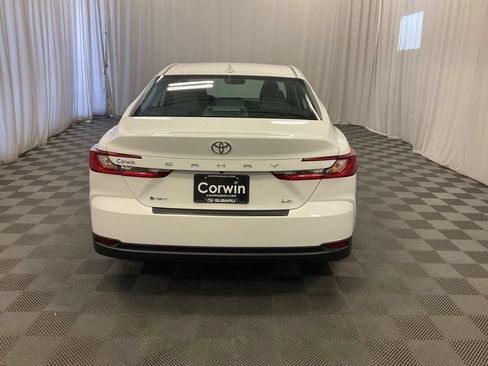 Used 2026 Toyota Camry LE w/ Convenience Package FWD image 5
