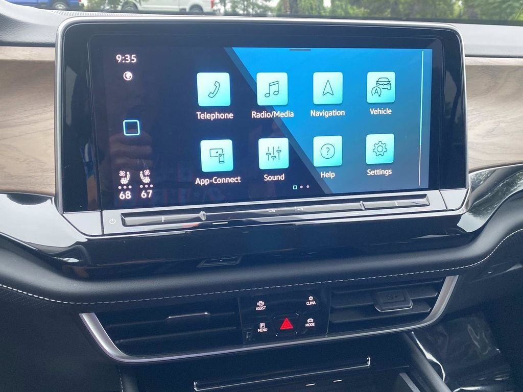 Used 2024 Volkswagen Atlas SE FWD image 23