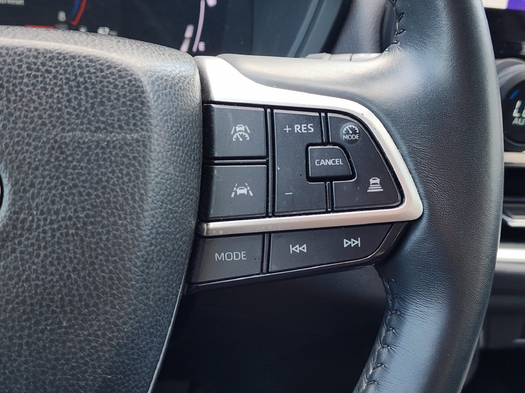 Used 2024 Toyota Grand Highlander FWD image 23