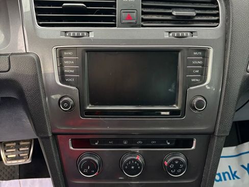 Used 2017 Volkswagen Golf Alltrack SEL image 12