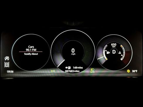 Used 2018 Jaguar F-PACE R-Sport image 22