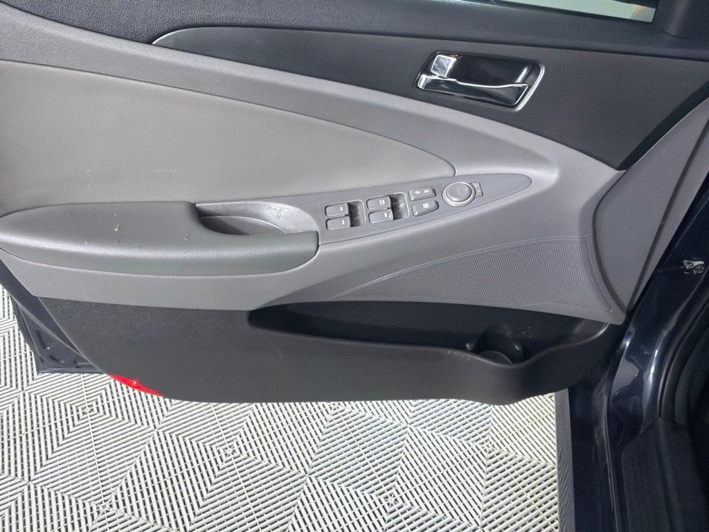 Used 2014 Hyundai Sonata GLS w/ Popular Equipment Group 2 FWD image 10