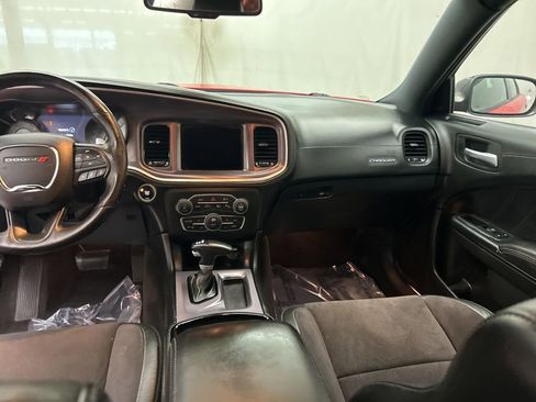 Used 2019 Dodge Charger R/T w/ Plus Group image 21