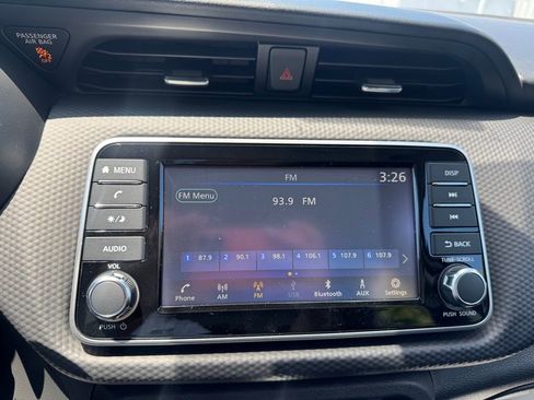 New 2025 Nissan Kicks Play S FWD image 17