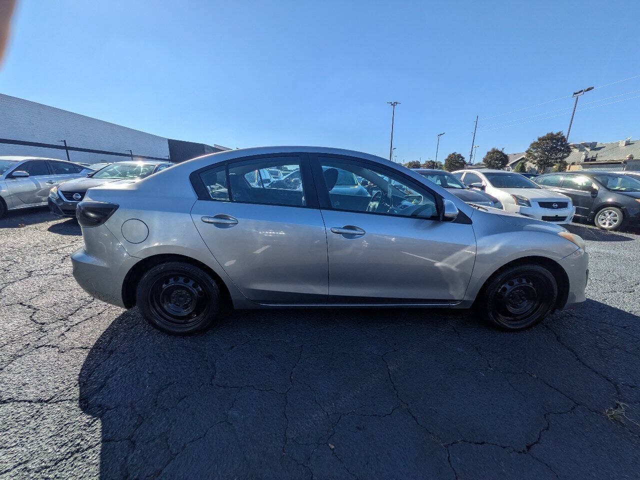 Used 2012 MAZDA MAZDA3 i Sport FWD image 13