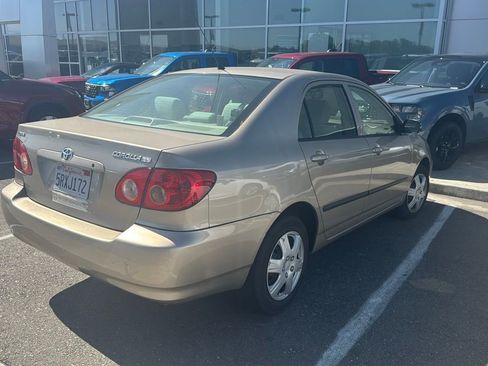 Used 2006 Toyota Corolla CE FWD image 2