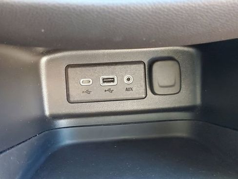 Certified 2023 Chevrolet Equinox LT image 35