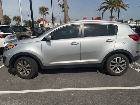 Used 2016 Kia Sportage LX w/ LX Popular Package image 13