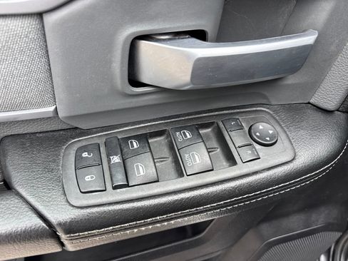Used 2022 RAM 2500 Big Horn AWD/4WD image 23