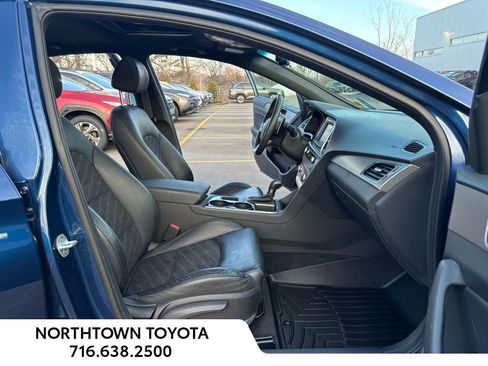 Used 2019 Hyundai Sonata Sport image 18