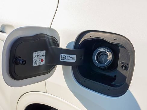 Used 2024 Ford Escape ST-Line w/ Tech Pack #1 image 12