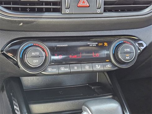 Used 2023 Kia Forte GT-Line w/ GT-Line Premium Package image 22