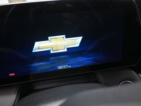 Used 2025 Chevrolet Equinox LT FWD image 12
