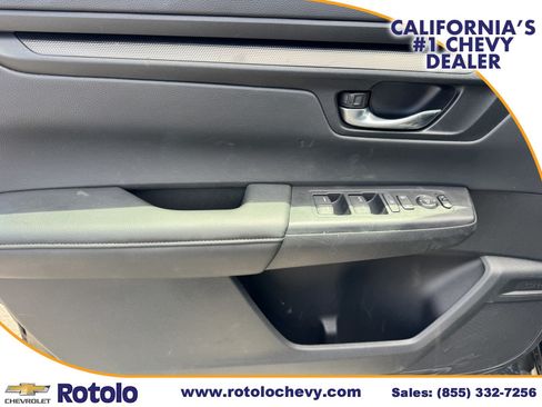 Used 2025 Honda CR-V EX image 16