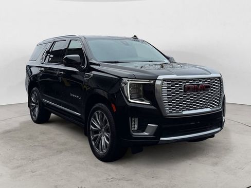 Used 2021 GMC Yukon Denali w/ Denali Premium Package image 7