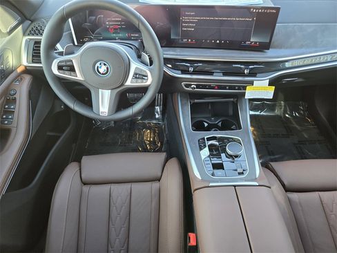 New 2026 BMW X5 xDrive50e w/ M Sport Package image 28