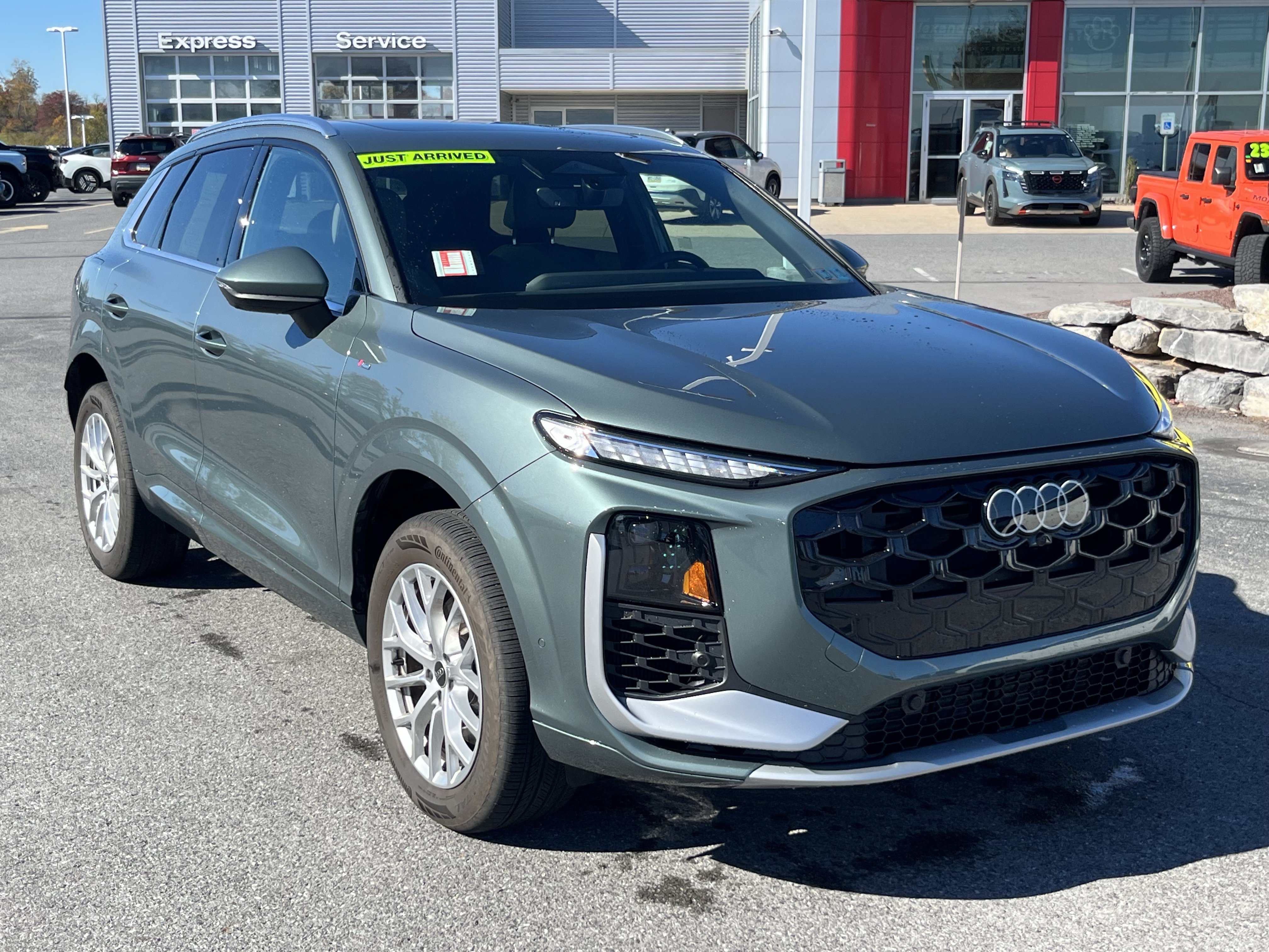 Used 2026 Audi Q3 quattro 2.0T AWD/4WD image 1