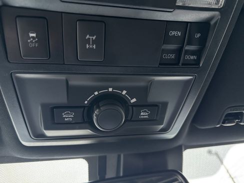 Used 2019 Toyota Tacoma TRD Off-Road image 20