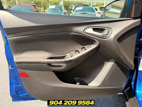 Used 2018 Ford Focus SEL FWD image 23