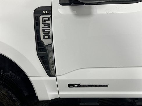 Used 2023 Ford F350 XL w/ XL Chrome Package image 27