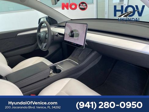 Used 2022 Tesla Model Y Performance AWD/4WD image 53