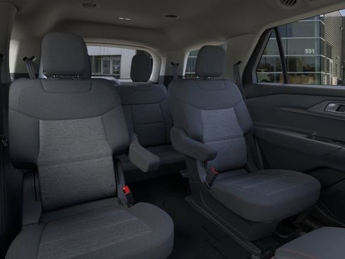New 2026 Ford Explorer Active AWD/4WD image 11